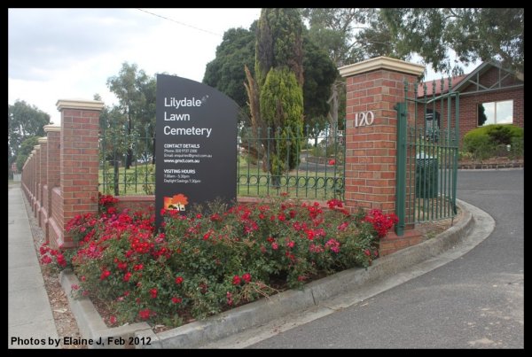 Lilydale lawn cemetery